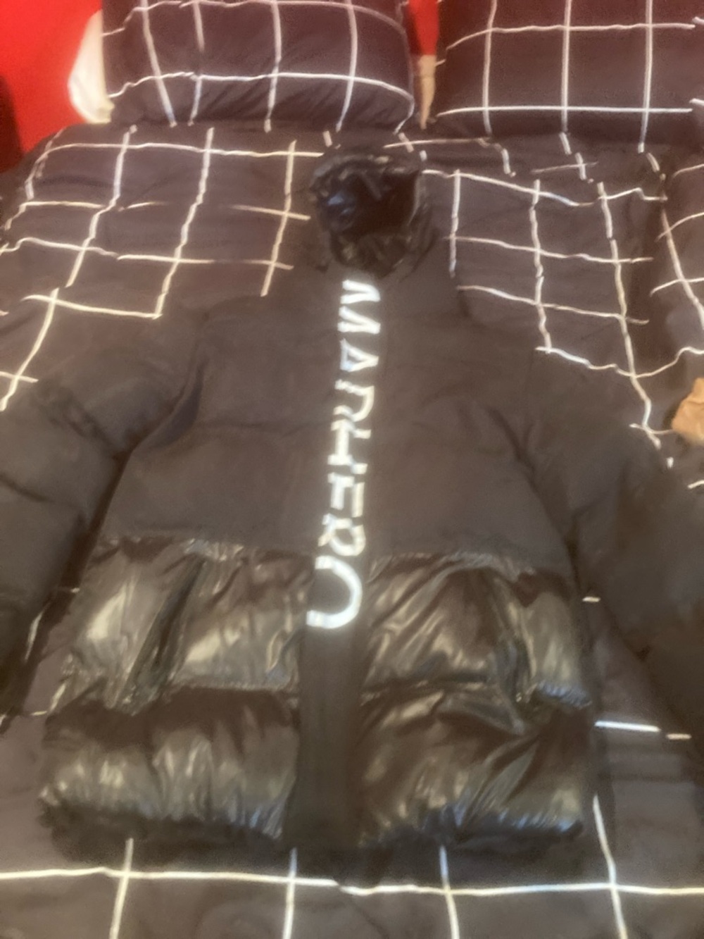 Black and white hooded puffer jacket men’s